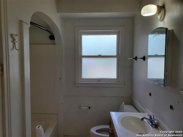 146 Larchmont