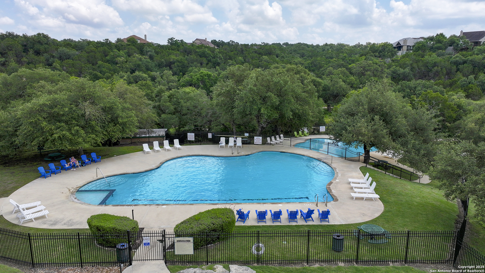 2201 Comal Springs
