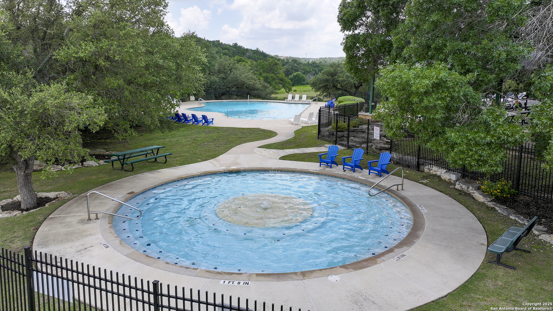 2201 Comal Springs