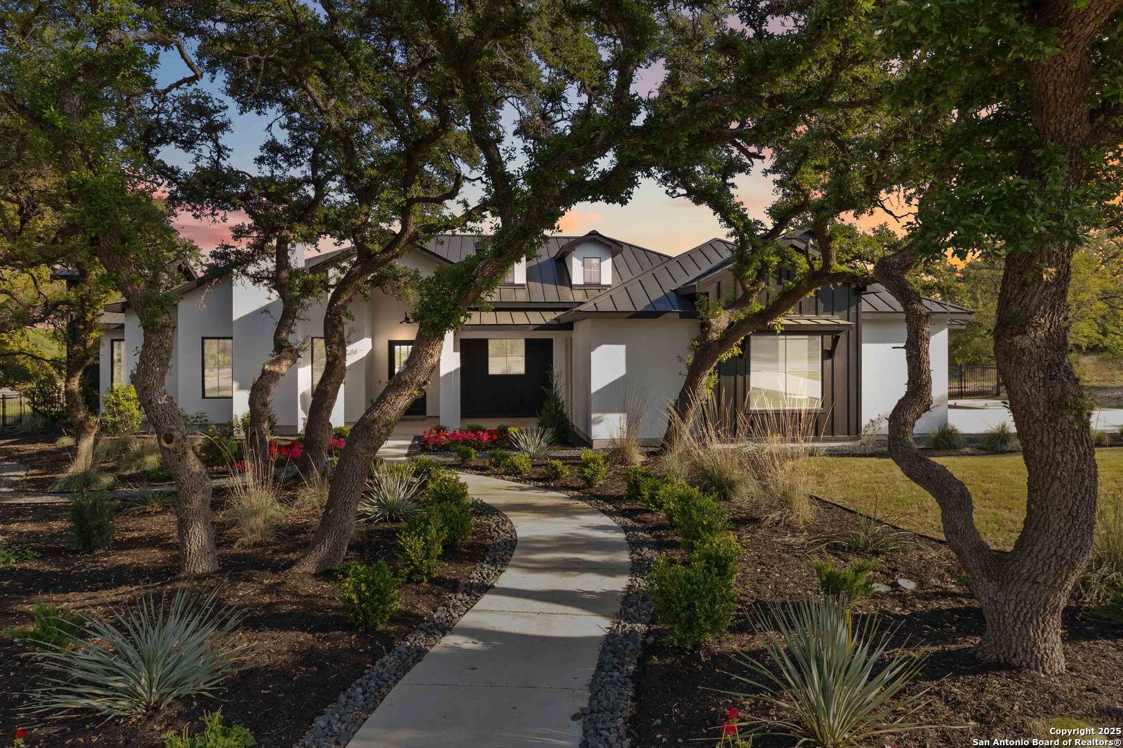 11310 Montell Point