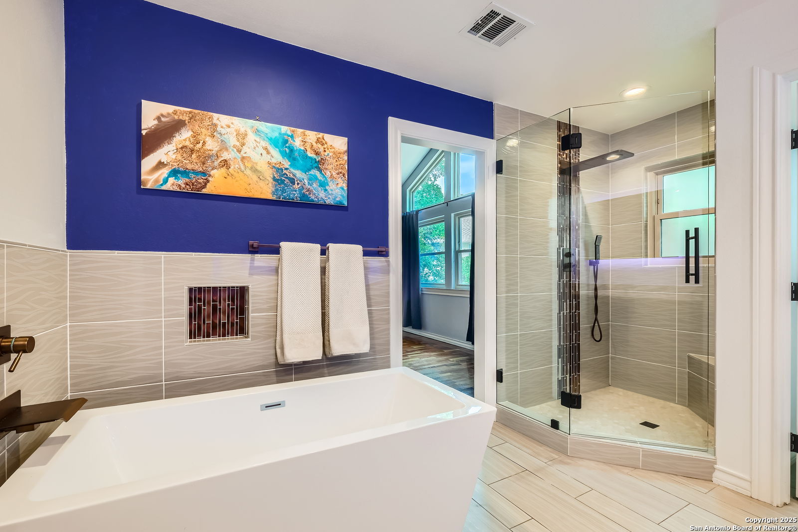 13702 Yellow Oak Circle