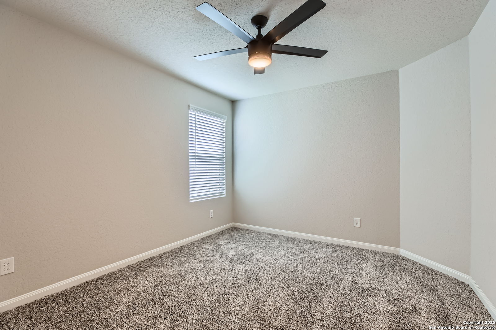 5680 Jasmine Spur
