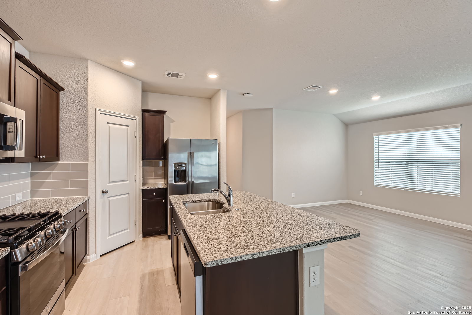 5680 Jasmine Spur