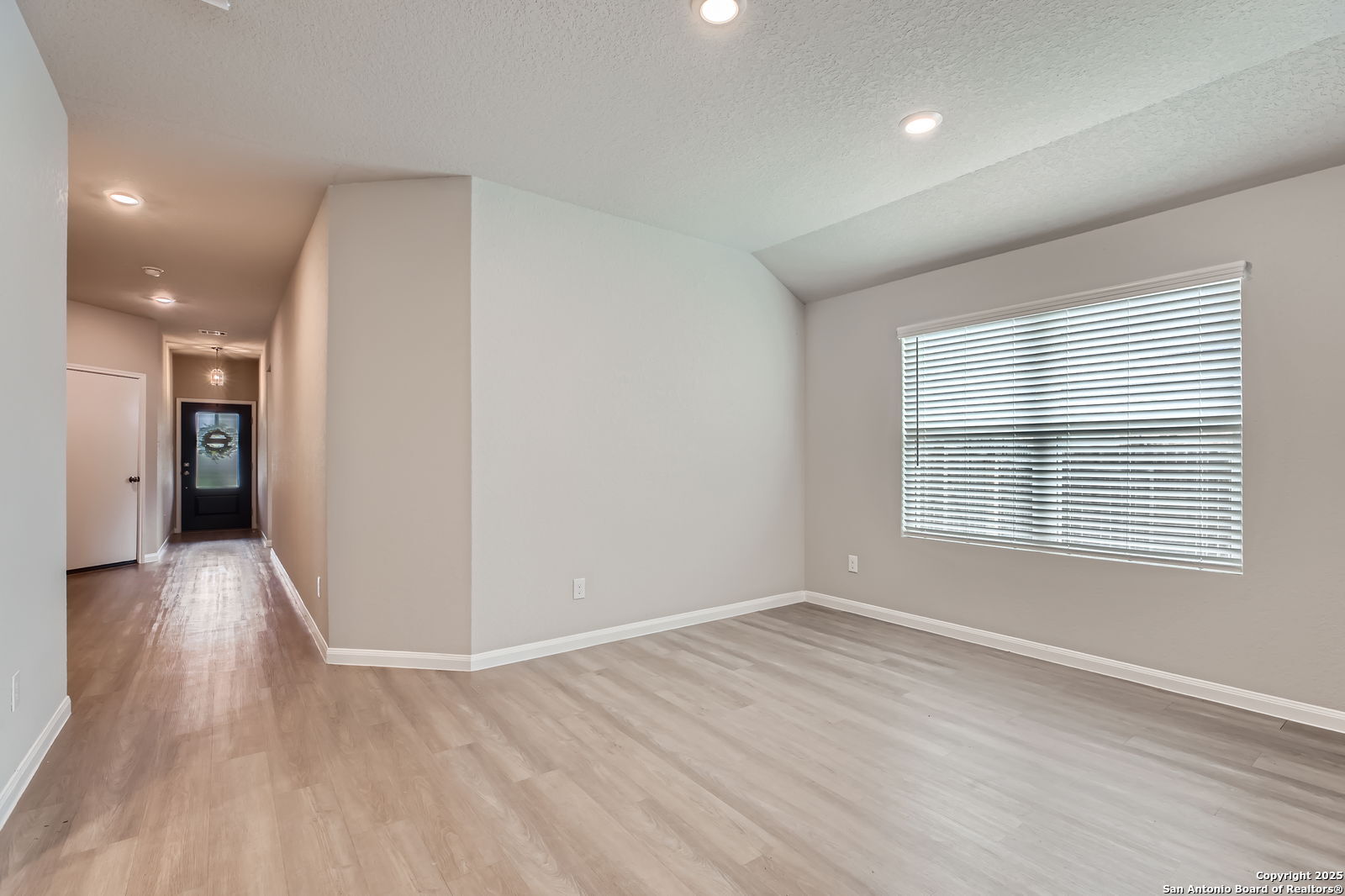 5680 Jasmine Spur