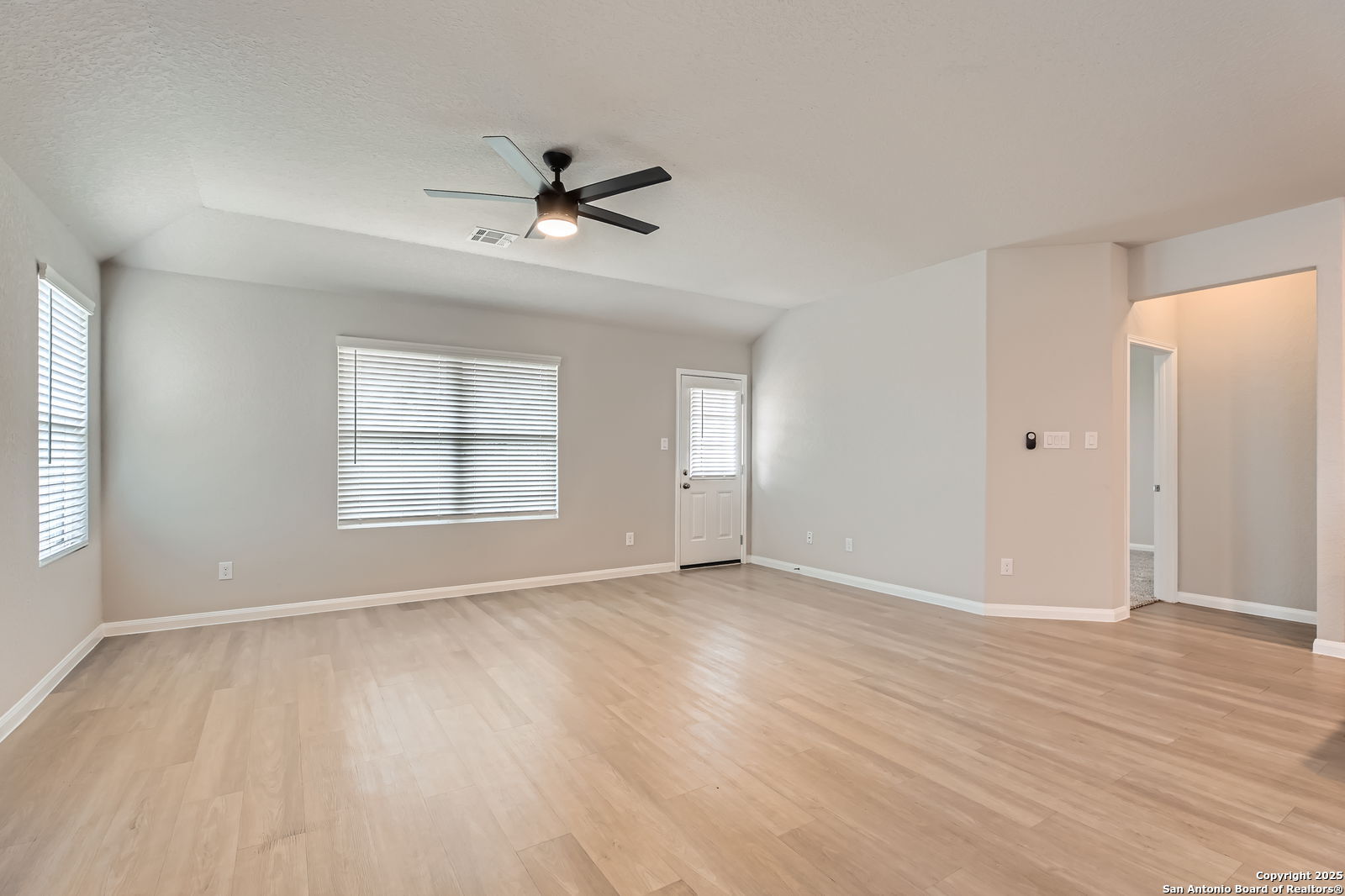 5680 Jasmine Spur