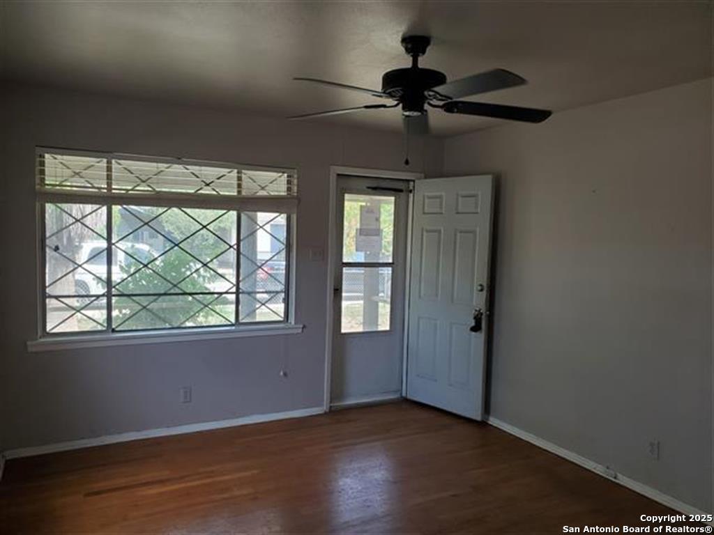 611 Crittendon