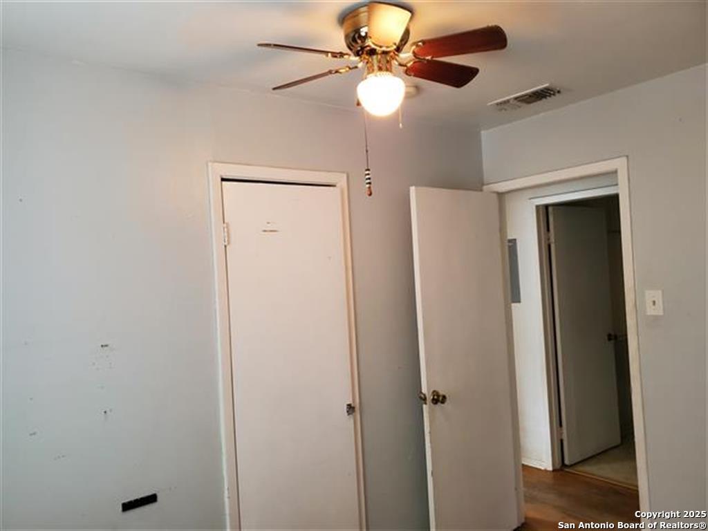 611 Crittendon