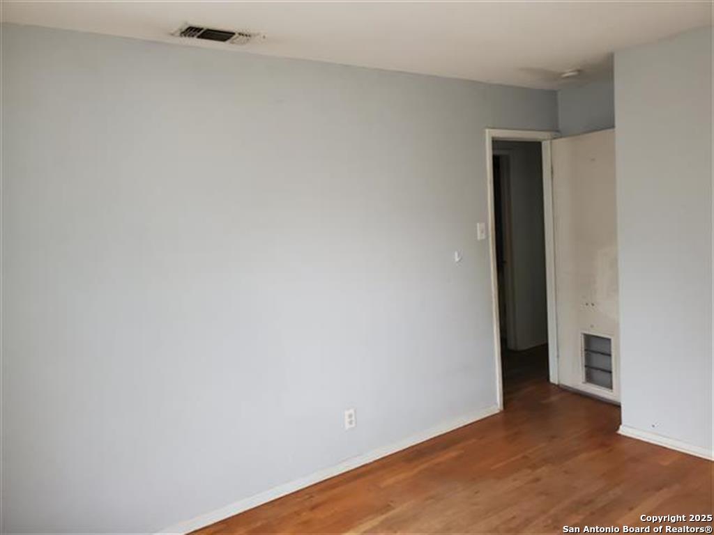 611 Crittendon
