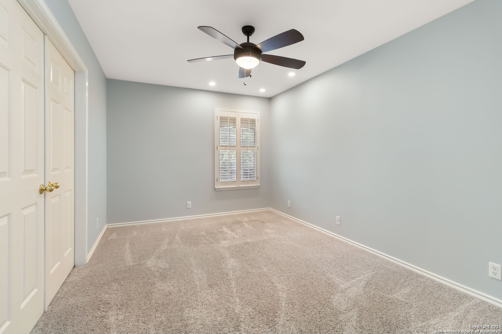 2527 Ashton Village