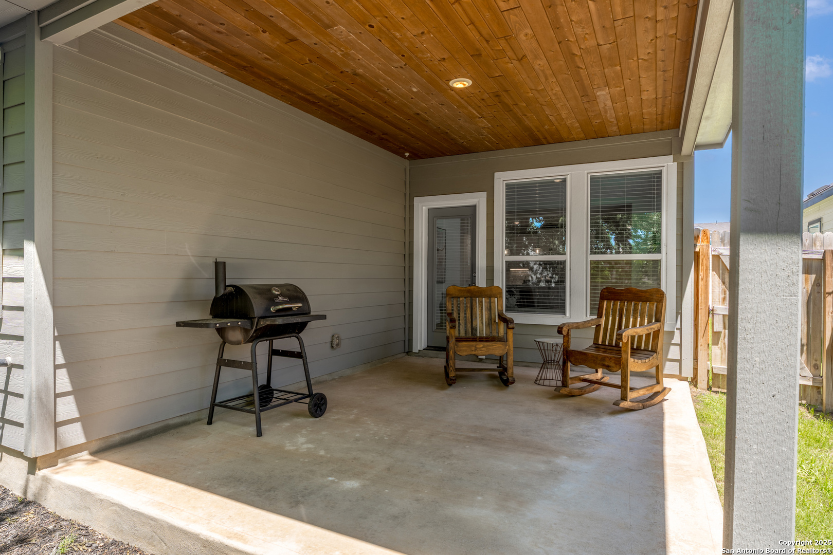 887 Farmhouse