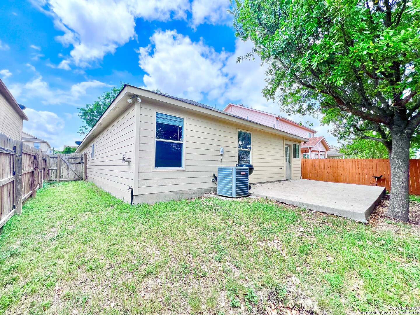 5807 BARTON HOLLOW