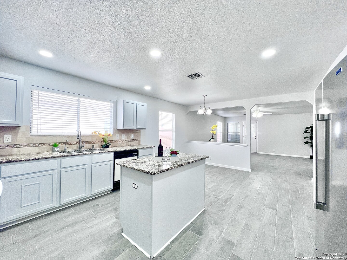 5807 BARTON HOLLOW