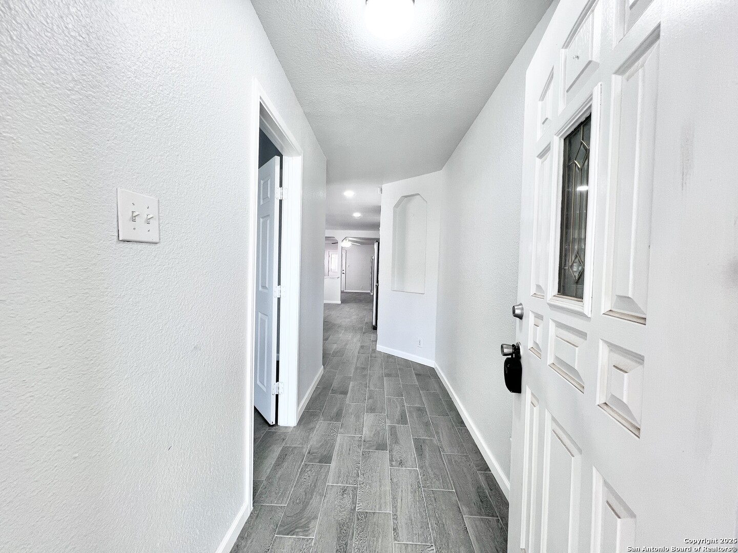 5807 BARTON HOLLOW