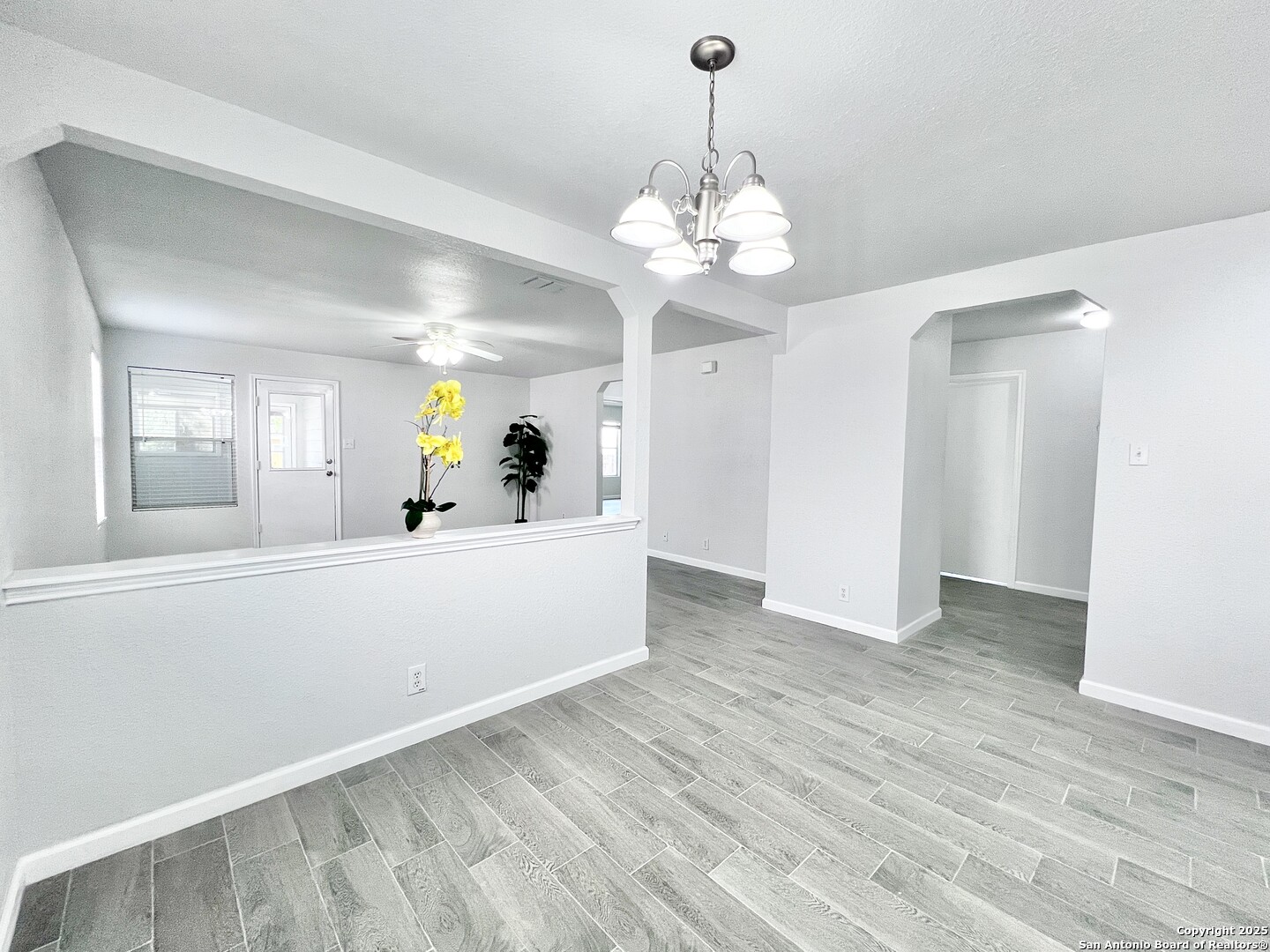 5807 BARTON HOLLOW