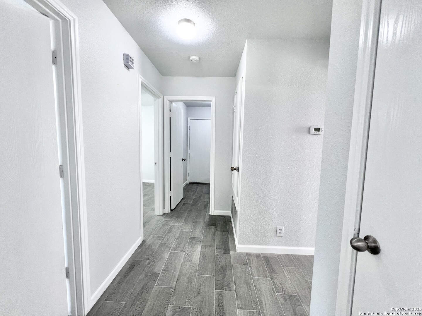 5807 BARTON HOLLOW