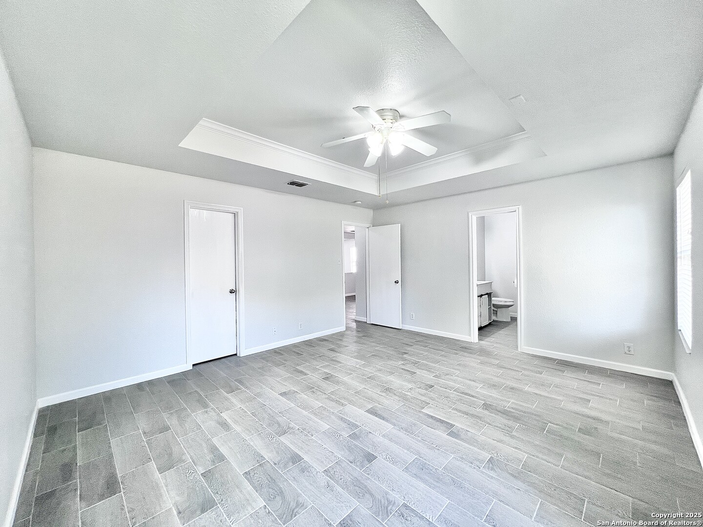 5807 BARTON HOLLOW
