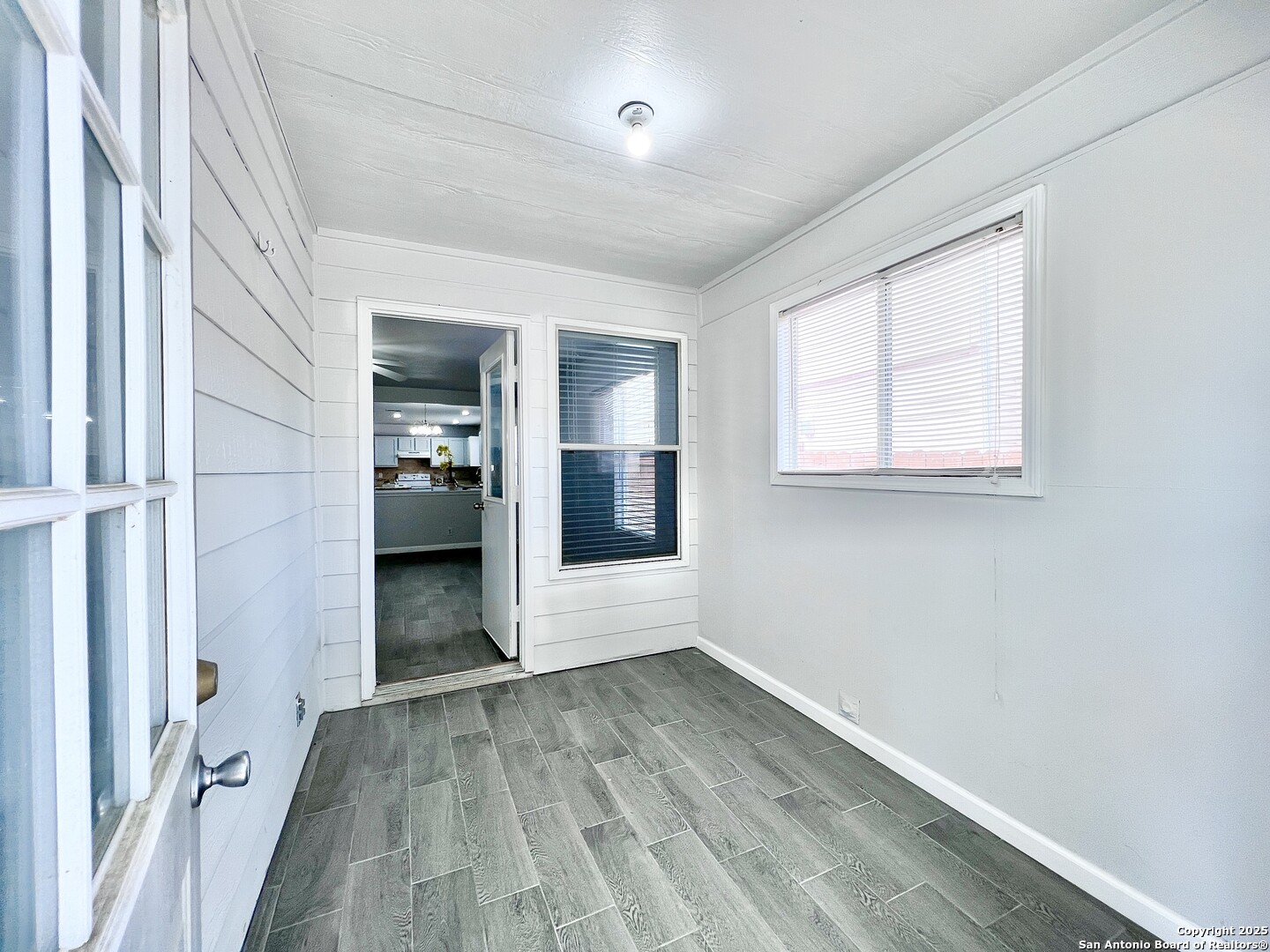 5807 BARTON HOLLOW