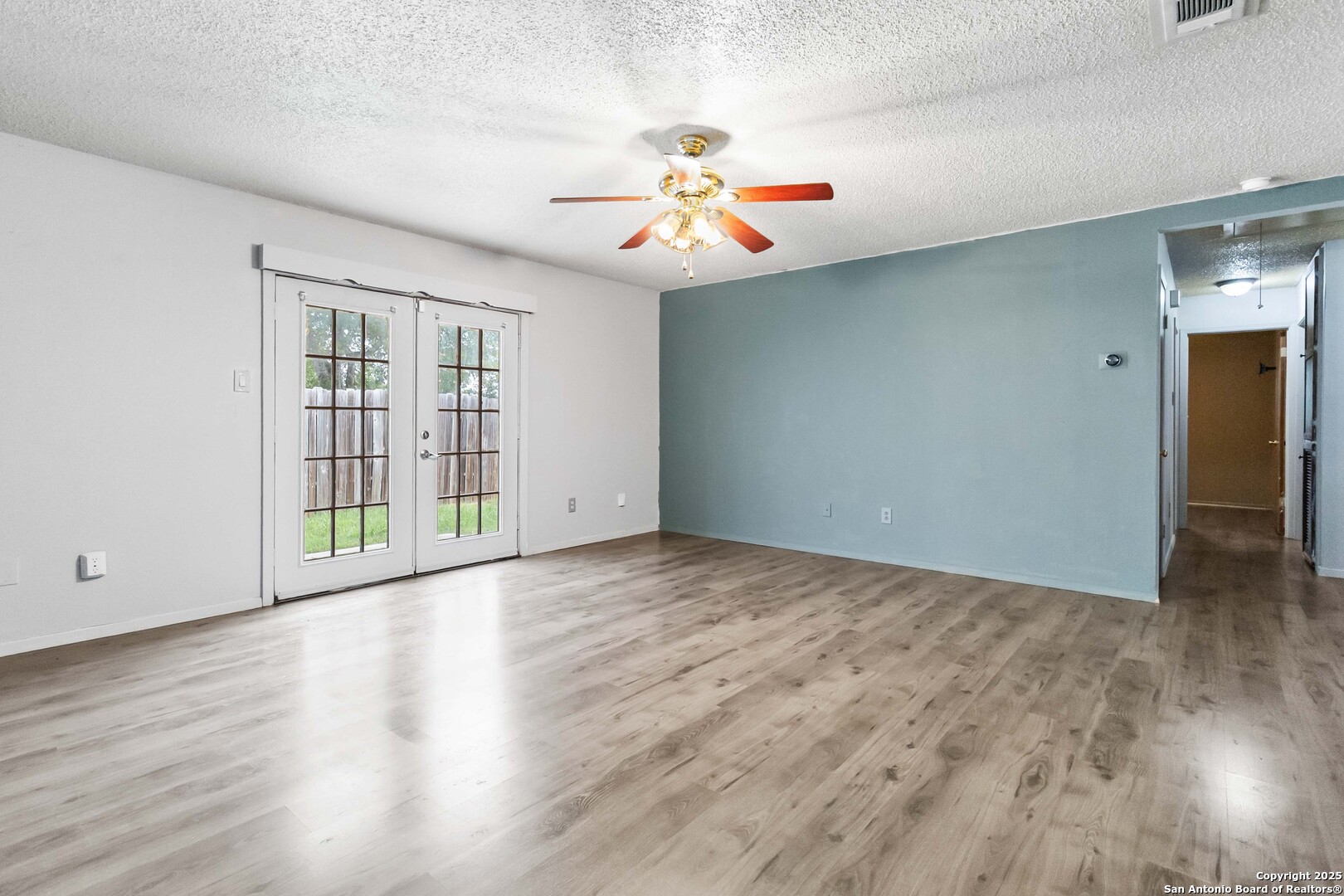 8138 Easy Meadow