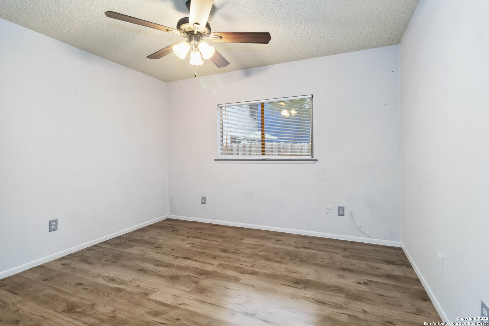 8138 Easy Meadow