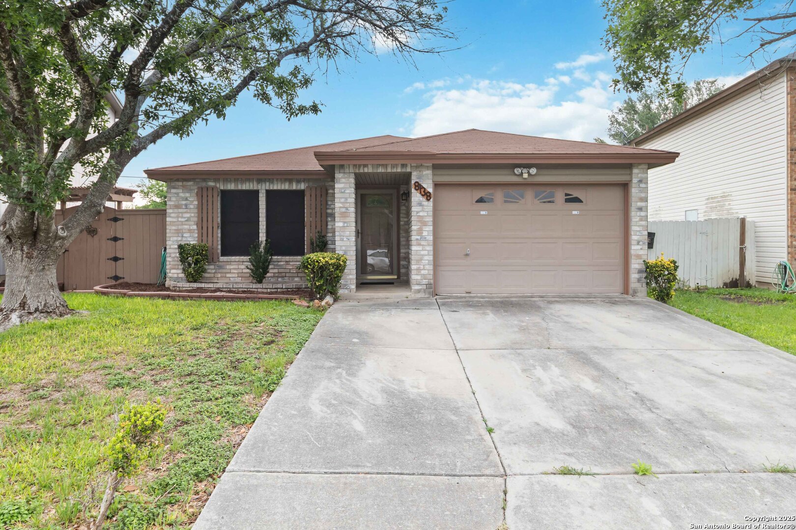 8138 Easy Meadow