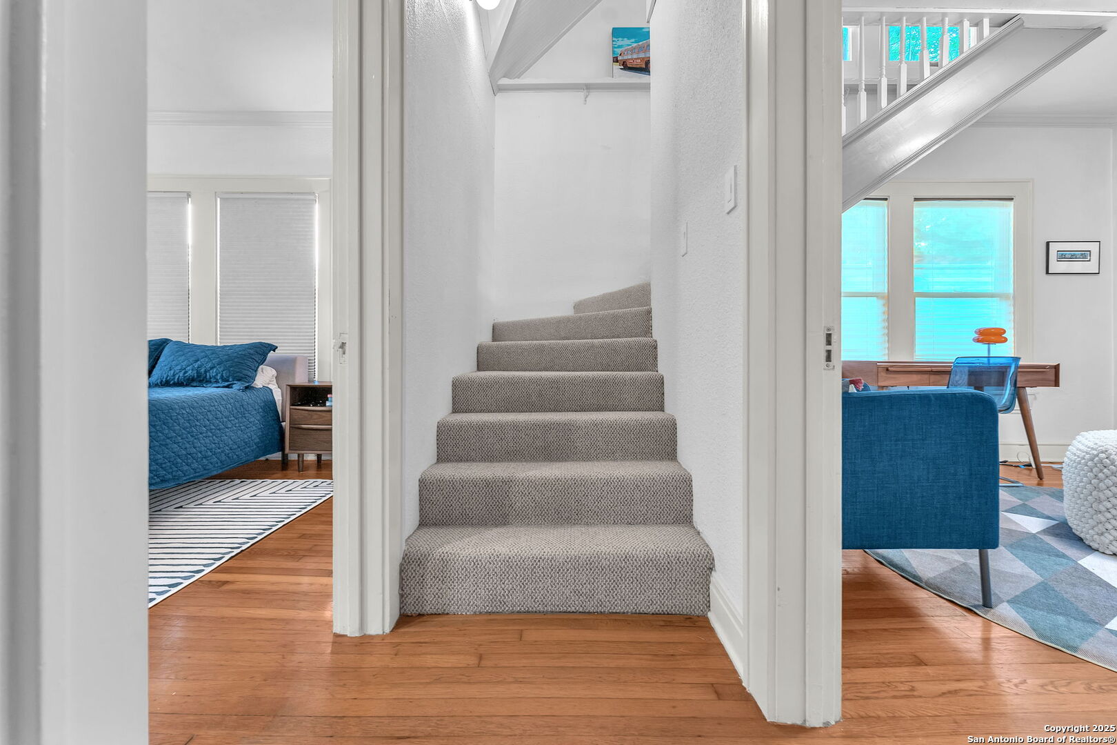 323 Cloverleaf Ave