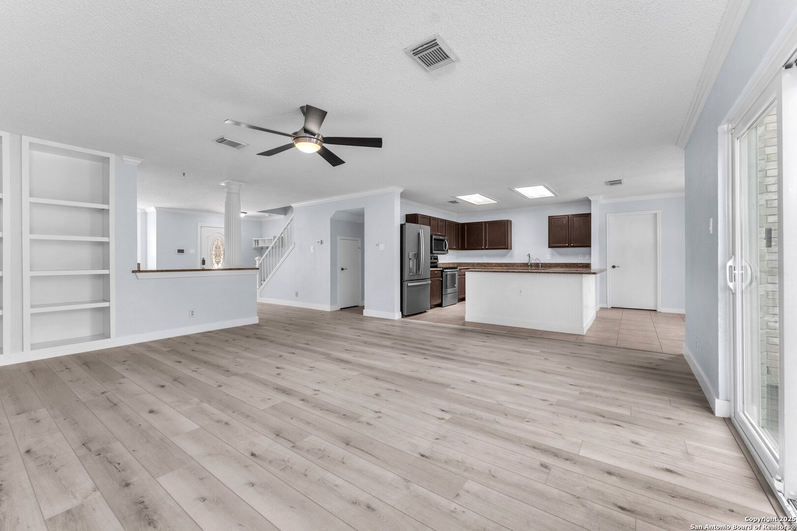 18606 Paloma Wood