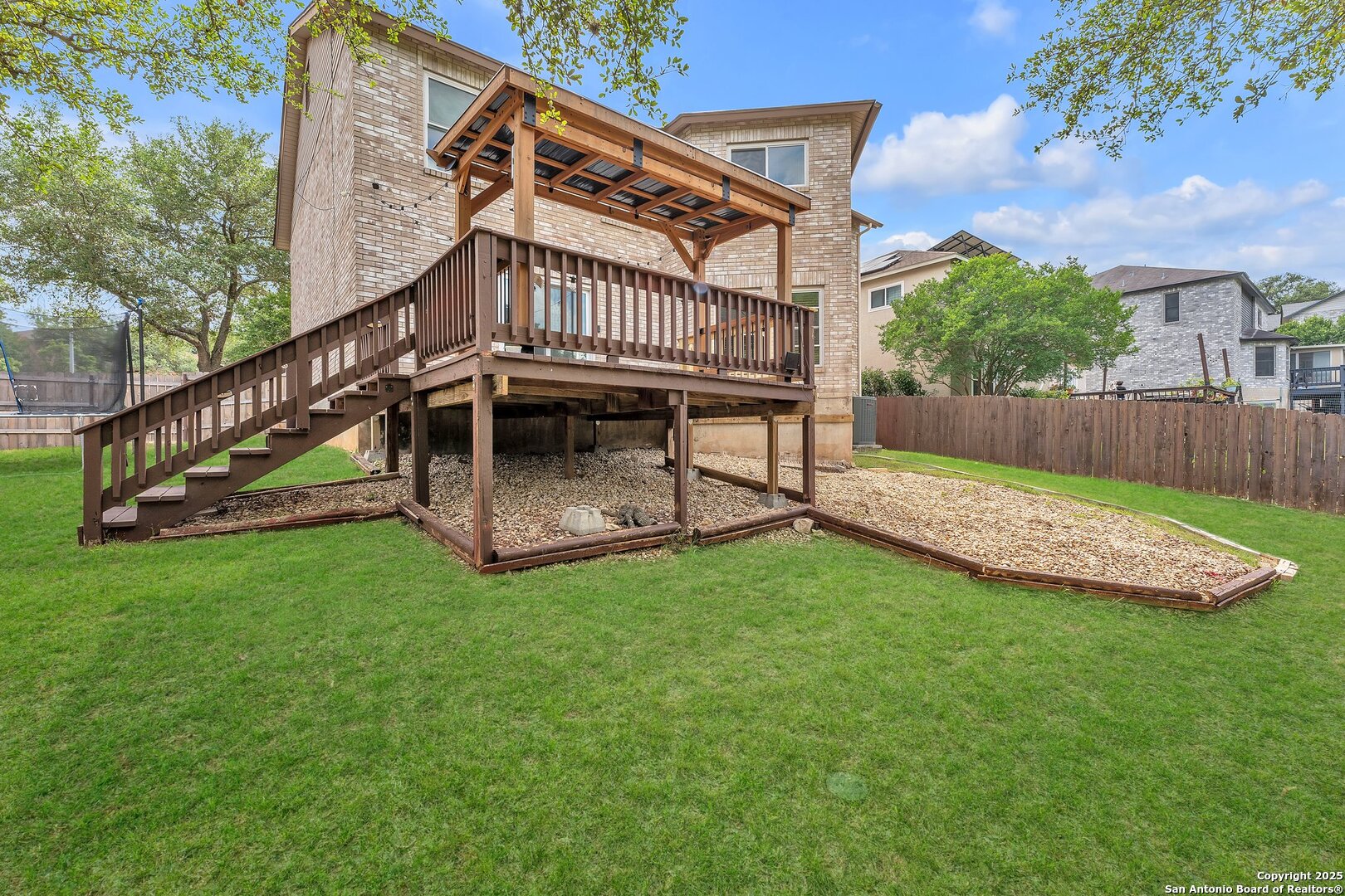 18606 Paloma Wood