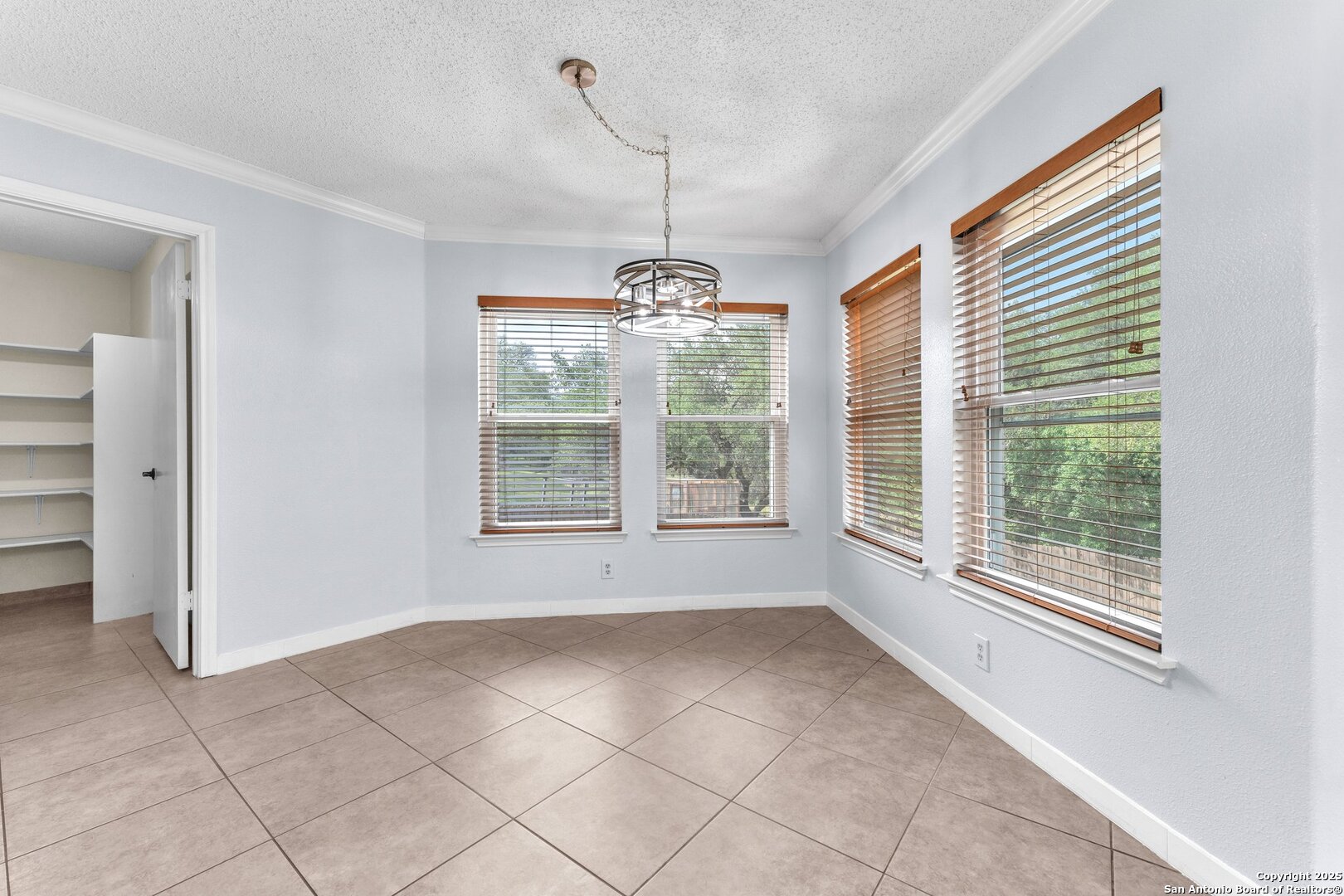 18606 Paloma Wood