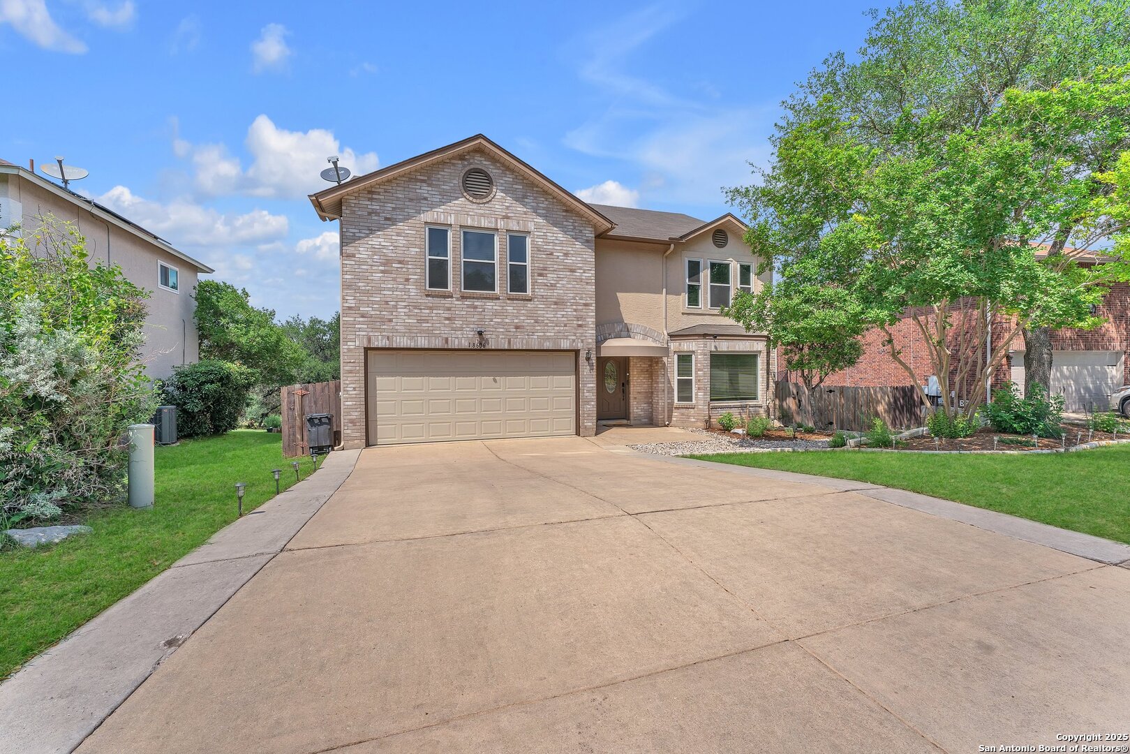 18606 Paloma Wood