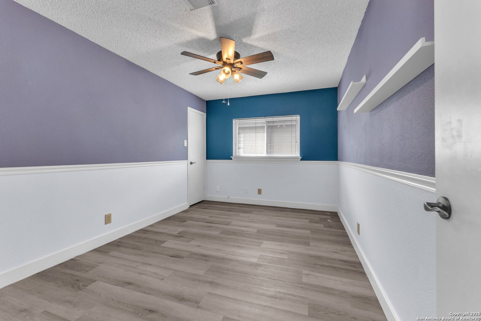 18606 Paloma Wood