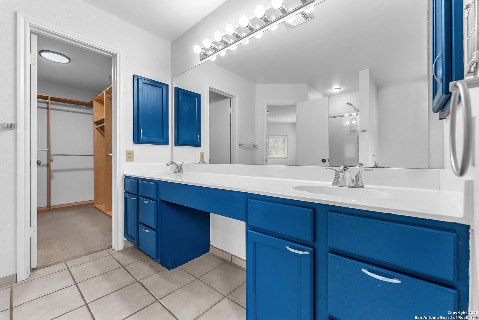 18606 Paloma Wood