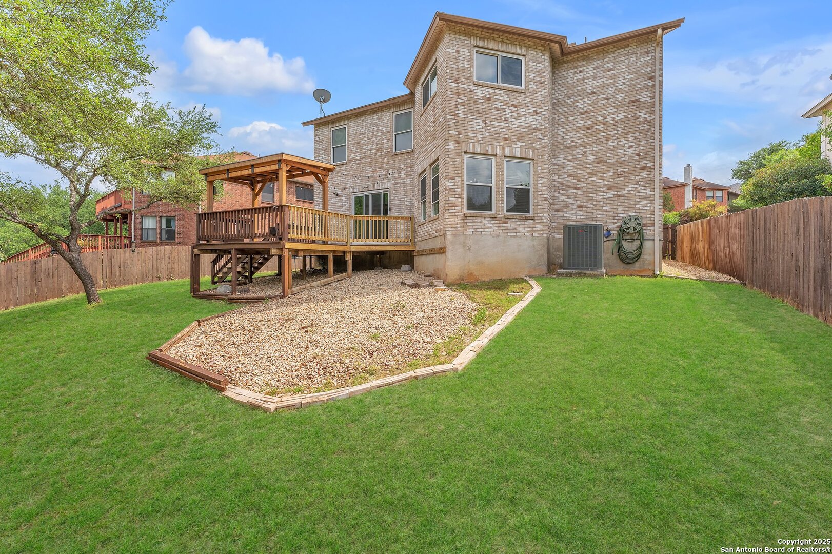 18606 Paloma Wood