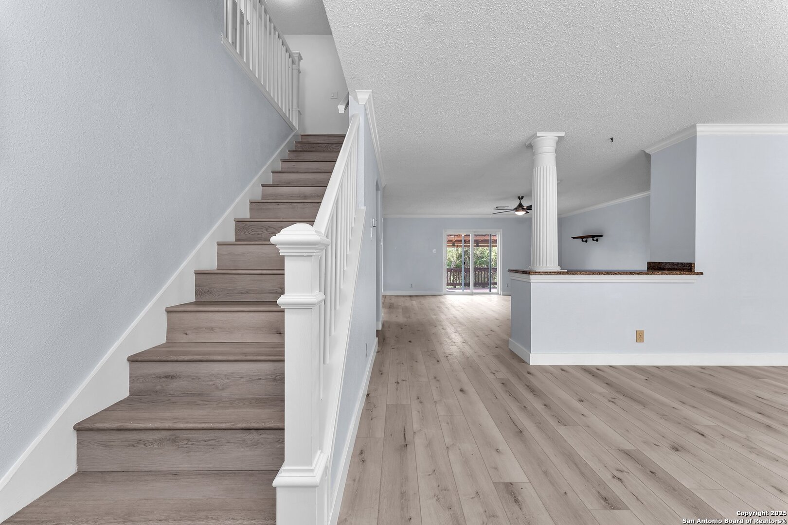 18606 Paloma Wood