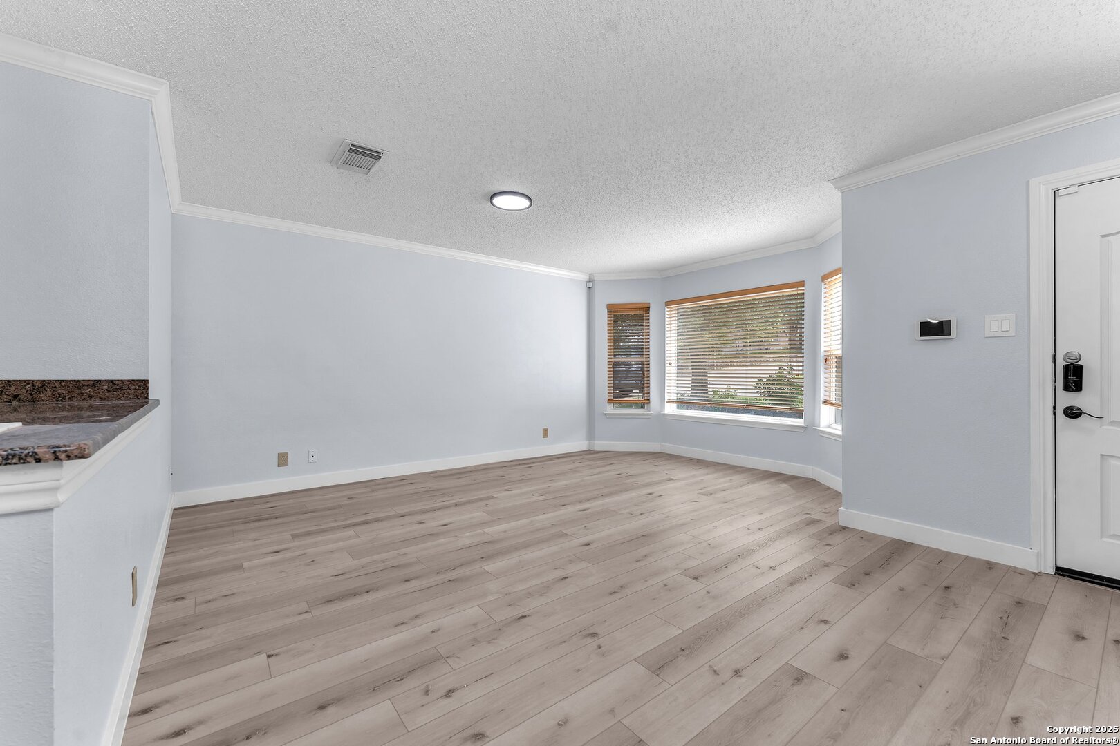 18606 Paloma Wood