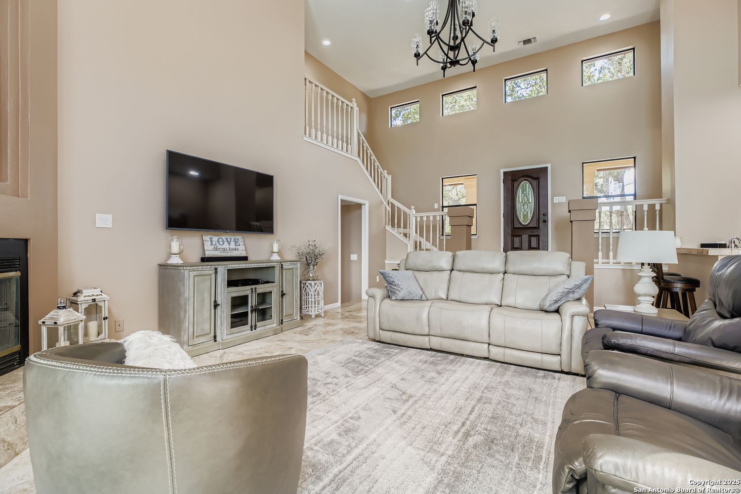 2928 Hidden Elm