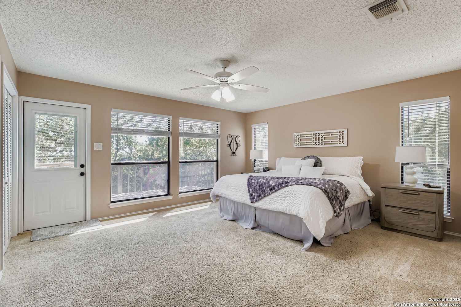2928 Hidden Elm