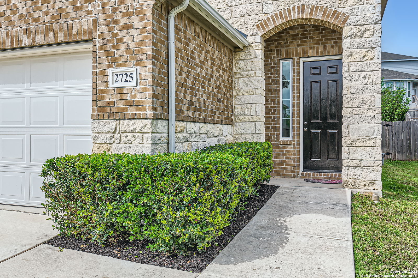 2725 Barkey Springs