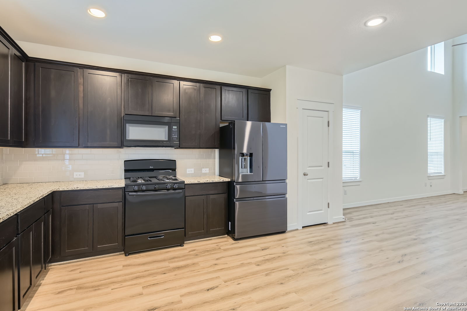 2725 Barkey Springs