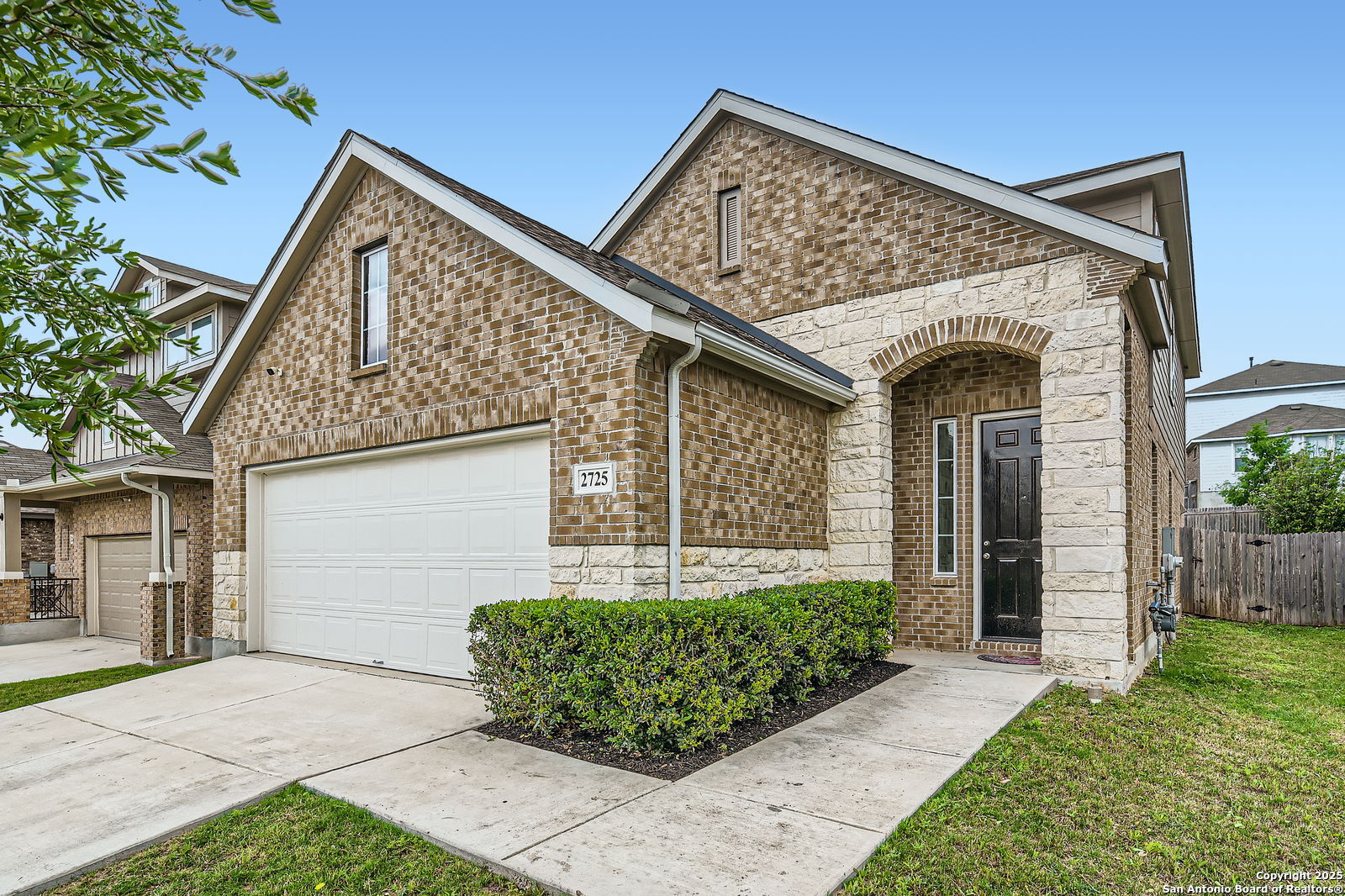 2725 Barkey Springs