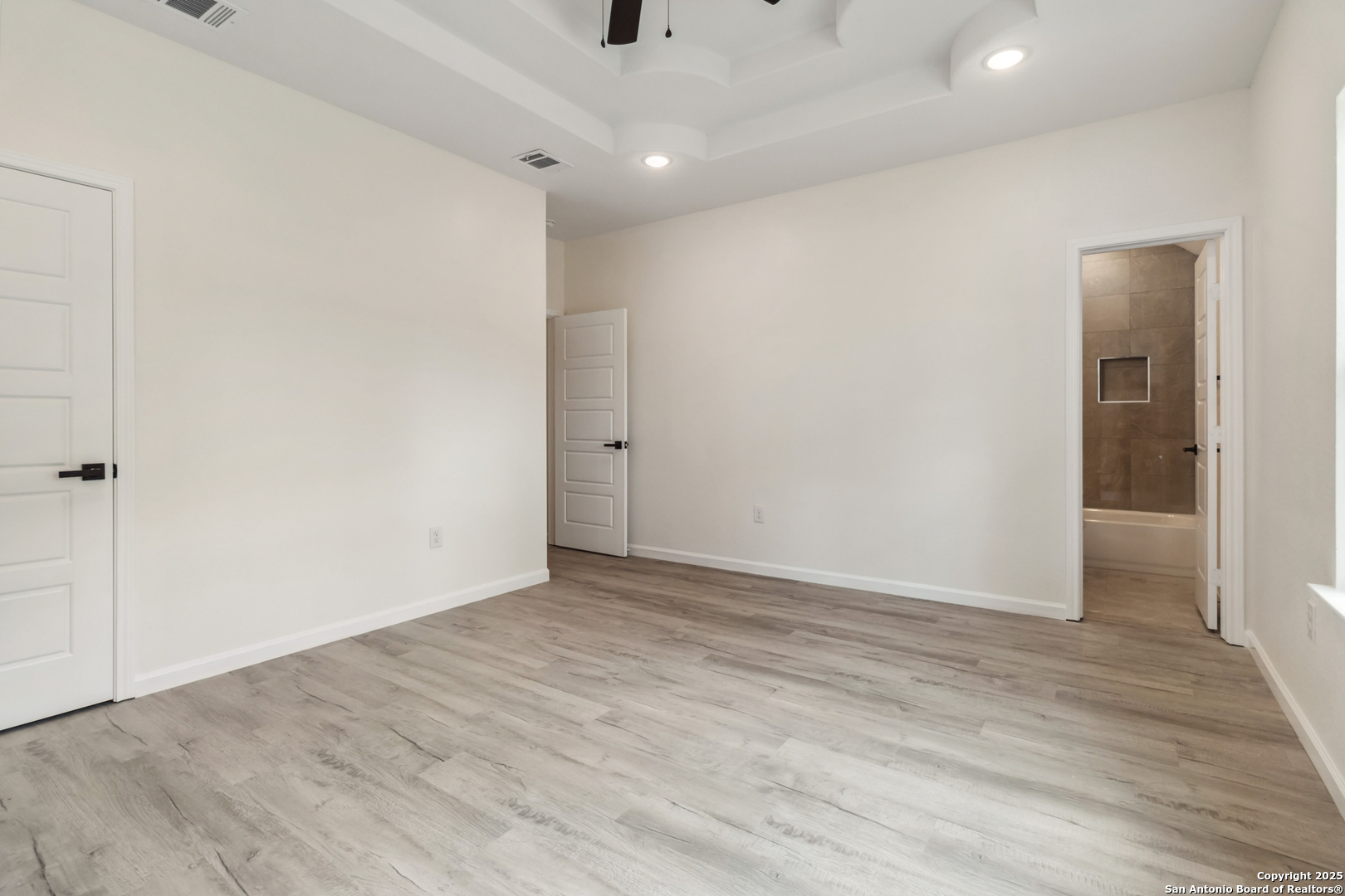 567 N San Horacio