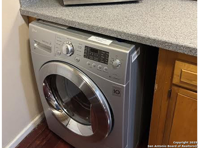 6718 Callaghan Unit: APT 404