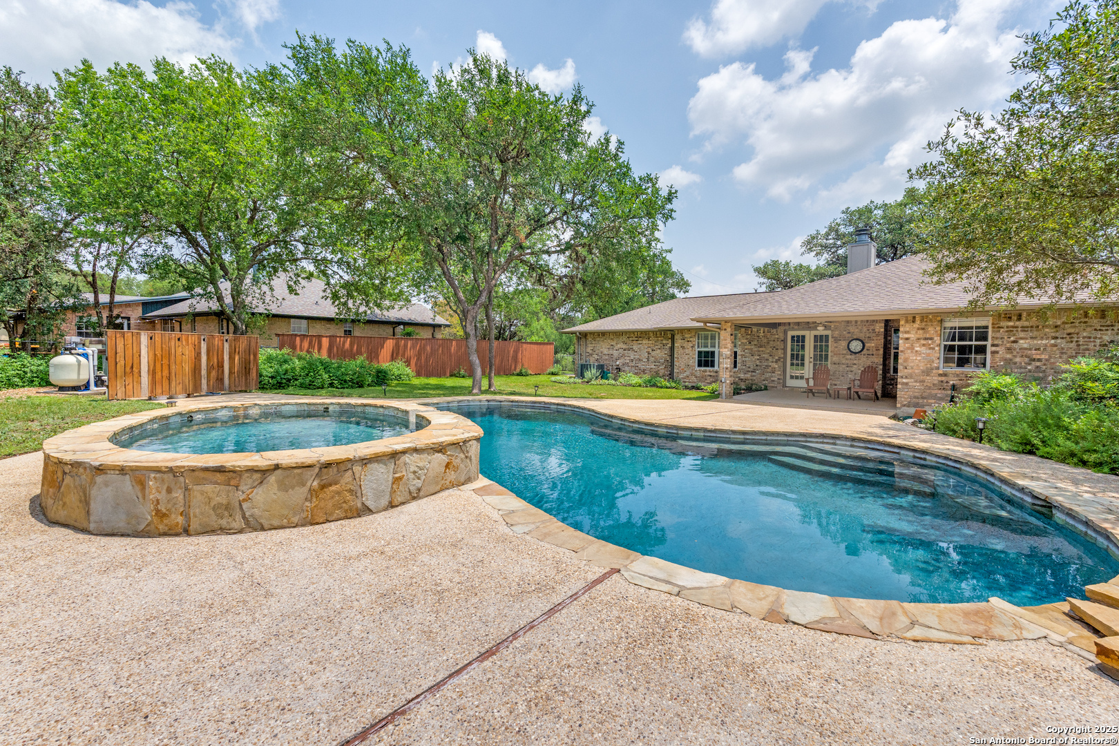 2656 Country Ledge