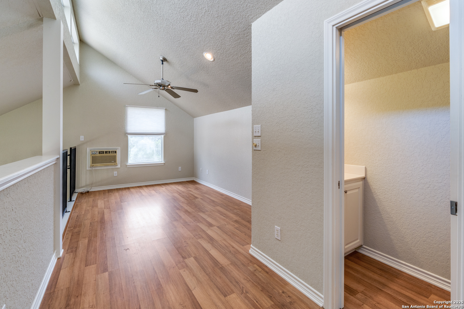 2656 Country Ledge