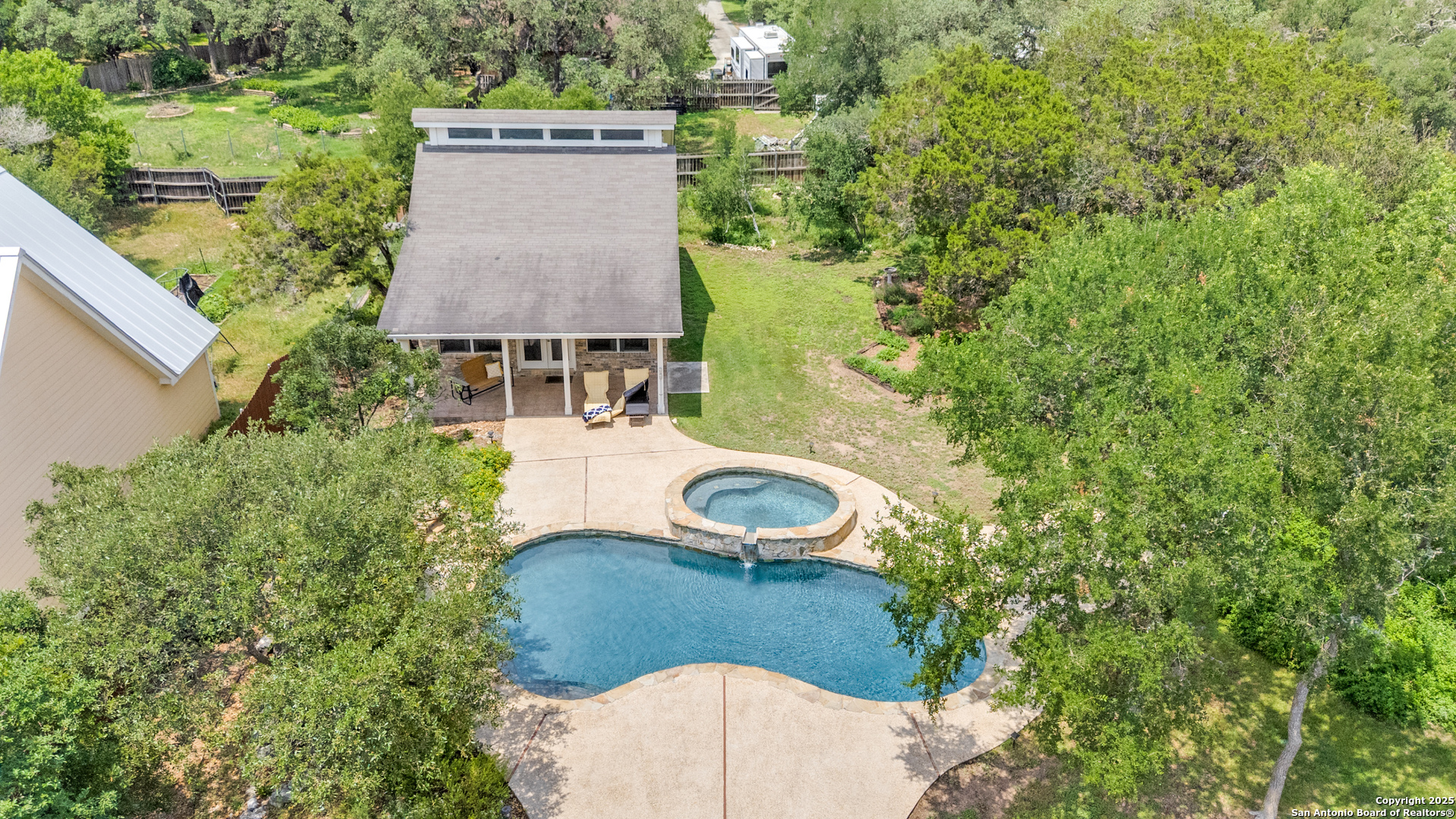 2656 Country Ledge