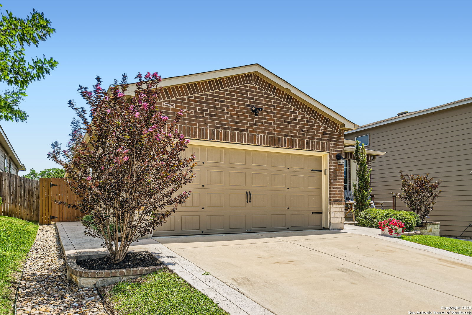 7818 PARAISO CREST