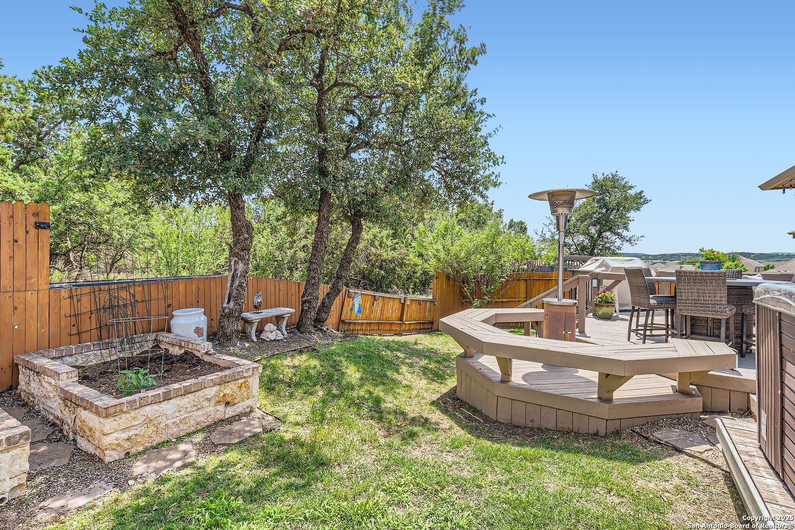 7818 PARAISO CREST