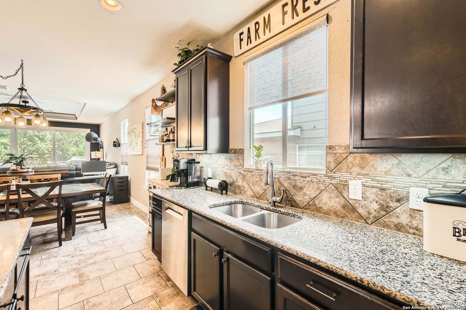 7818 PARAISO CREST