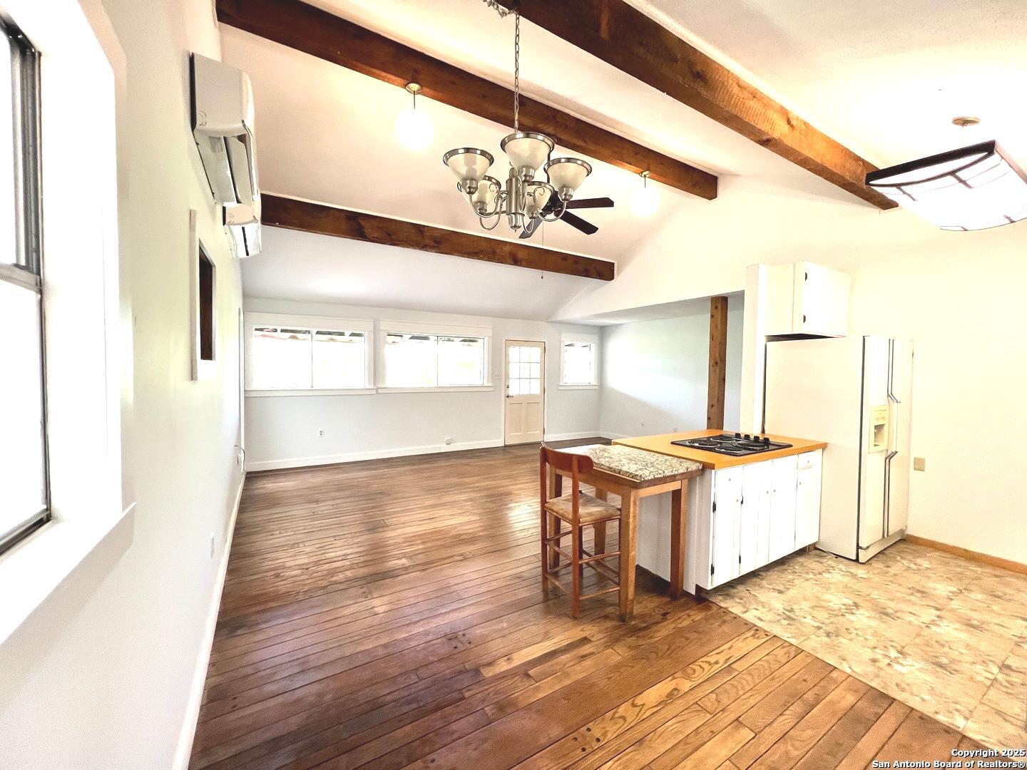 104 Cypress Pt