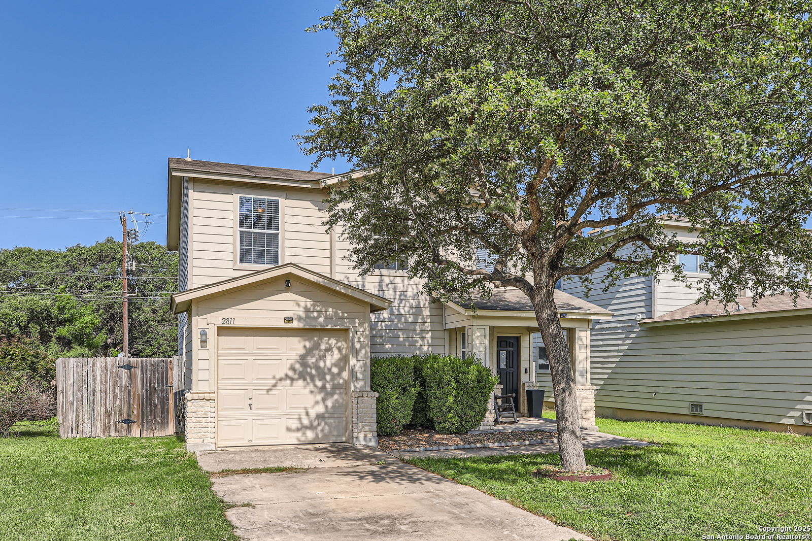 2811 Butterfly Peak