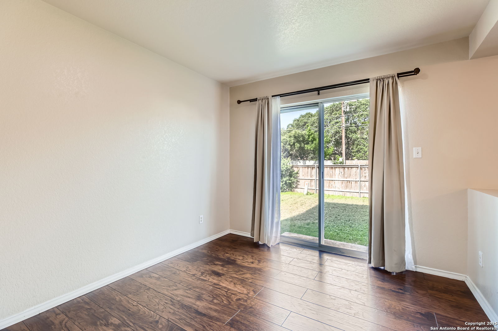 2811 Butterfly Peak
